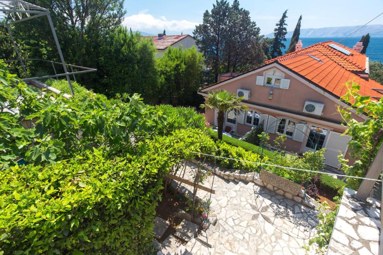 Villa Stefi Novi Vinodolski Exterior photo